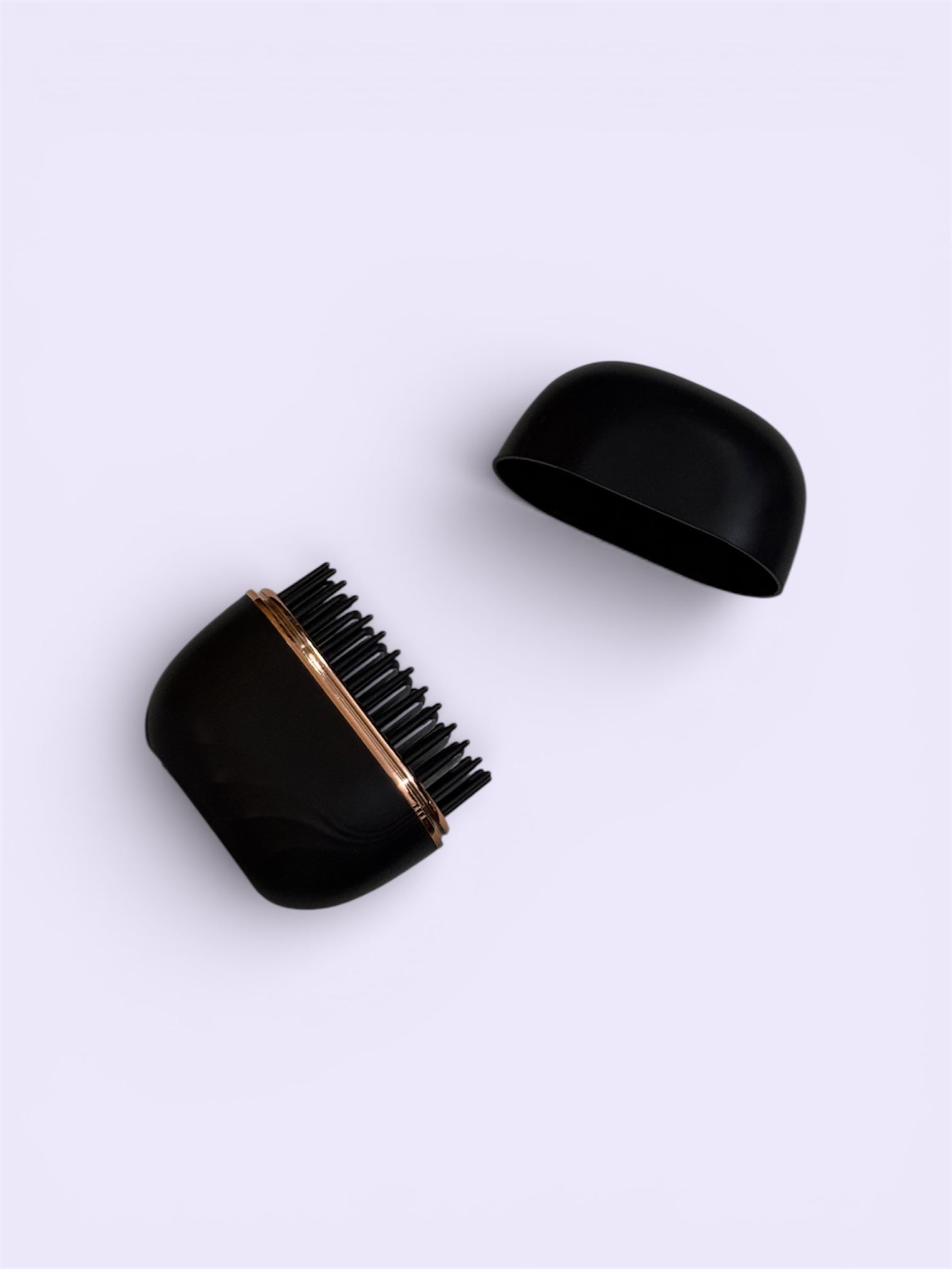 HairFixer™ Pro – Cepillo Alisador Portátil Sin Cable